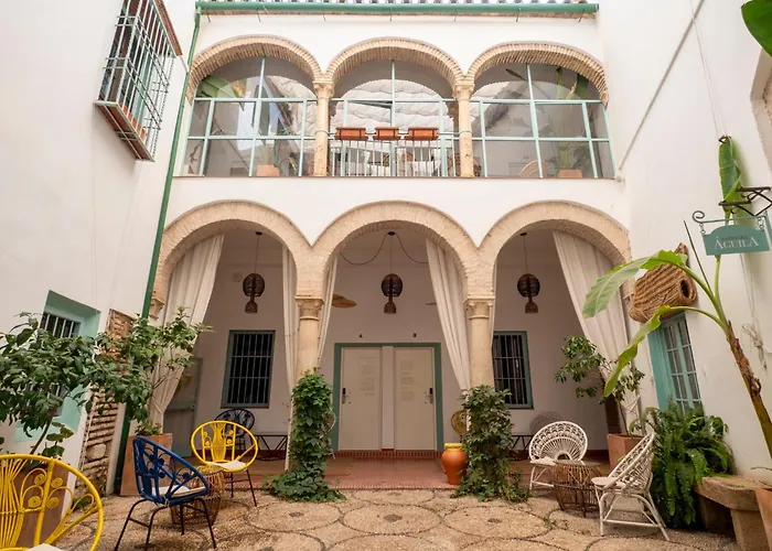 Bhost - Palacete Del Aguila